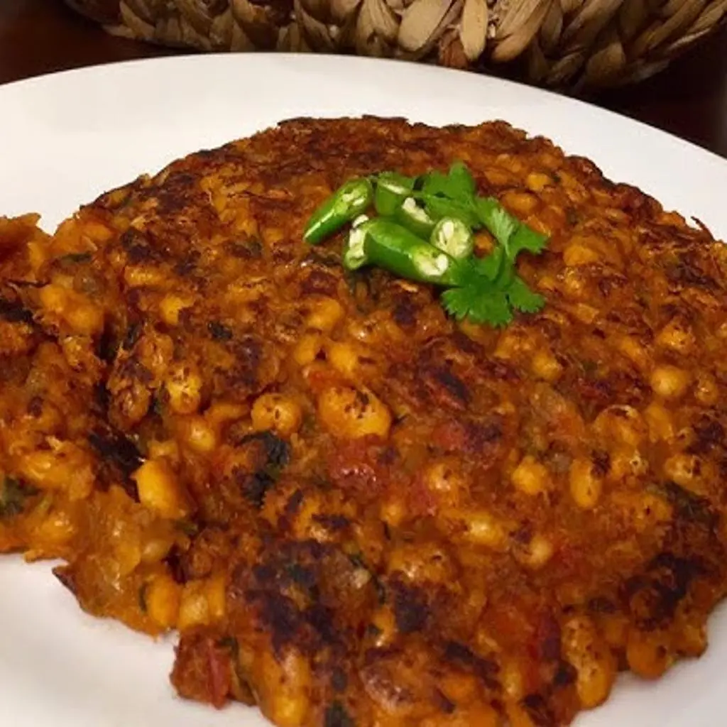 طاجن فاصوليا مع البيض